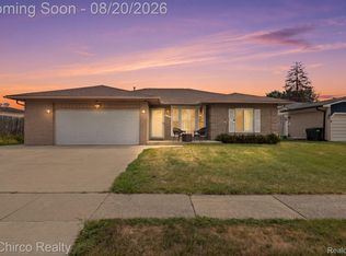 38134 Chatham Ct, Sterling Heights, MI 48310
