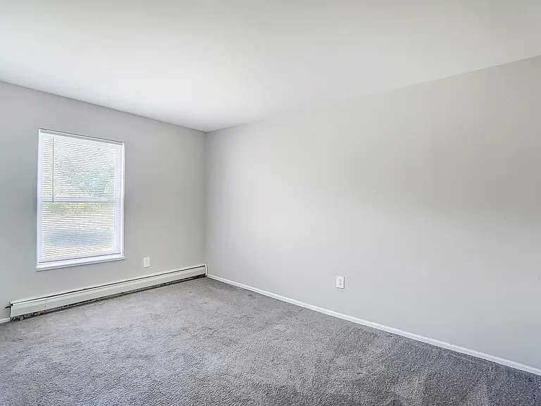 Chelsea Garden Apartments — Photo 15