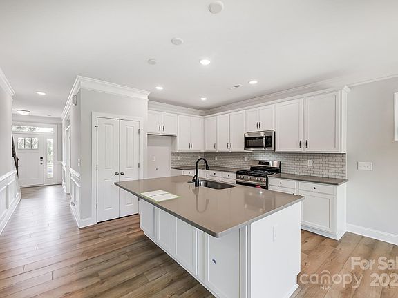 4th image of 8748 Acadia Pkwy #604