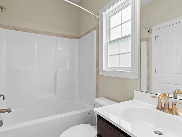 215 Old Field School Ln — Photo 17