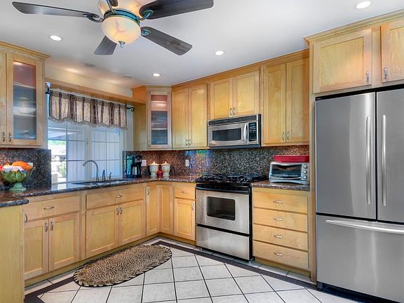 5th image of 108 Moundhaven Ct