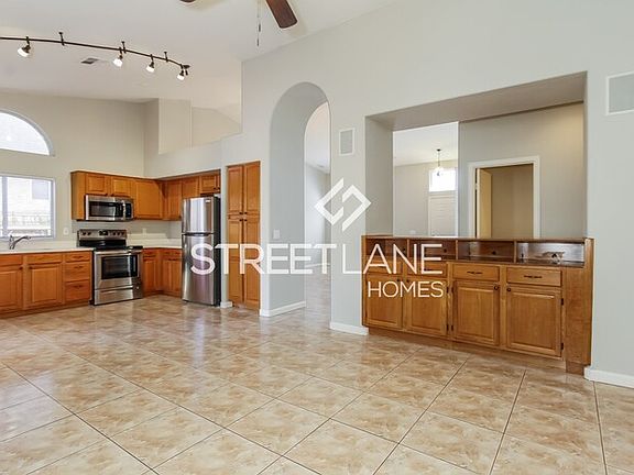 4th image of 14822 W Lupine Ln