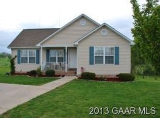 229 Holland Cir, Waynesboro, VA 22980