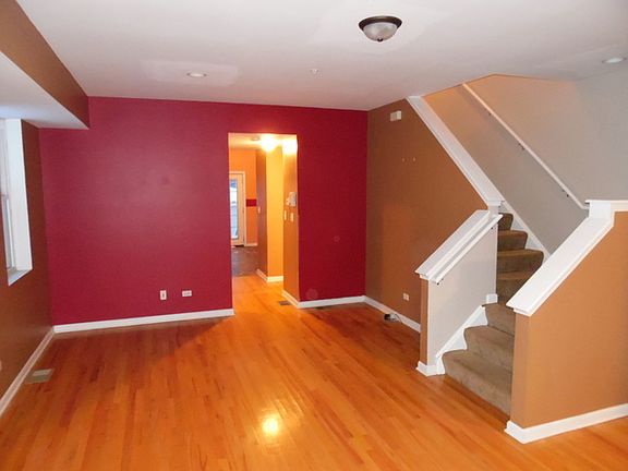 5th image of 3603 Warren Ave