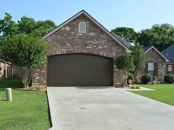 3rd image of 118 Meagans Way Dr