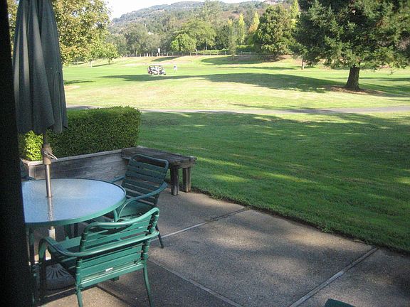 3rd image of 97 Fairways Dr