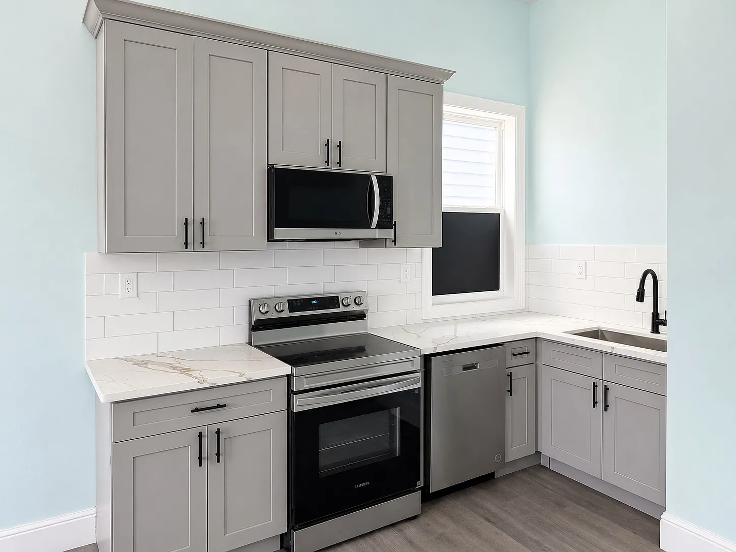 1 bed, 600 sqft, $1,095 — Photo 2