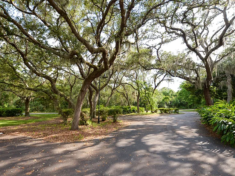 622 Olde Camelot Cir #3212 — Photo 13