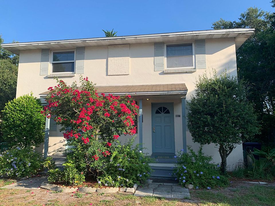 1st image of 617 Swann Dr