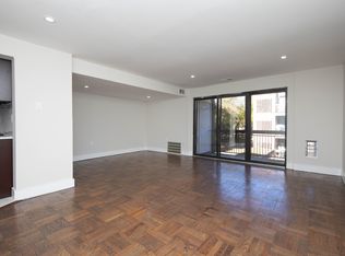 6930 N Broad St #J4, Philadelphia, PA 19126