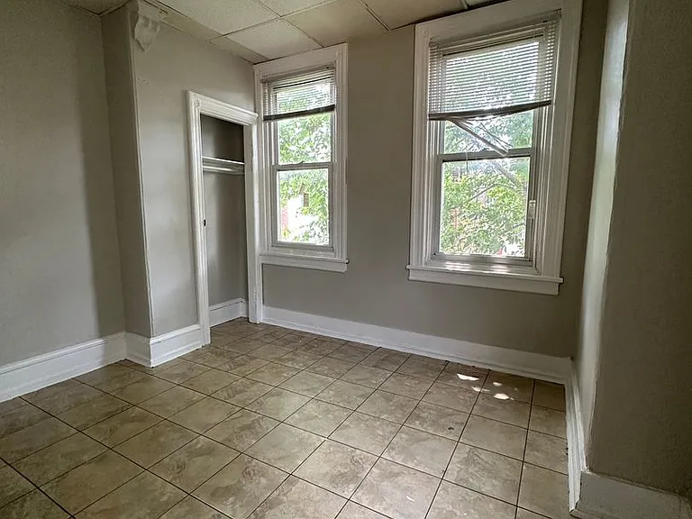 1232 West Somerset Street — Photo 26