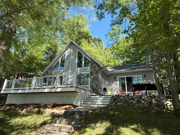 4941 E Shore Dr, Alger, MI 48610