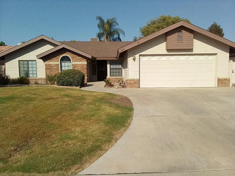 2601 Loganberry Ct — Photo 1
