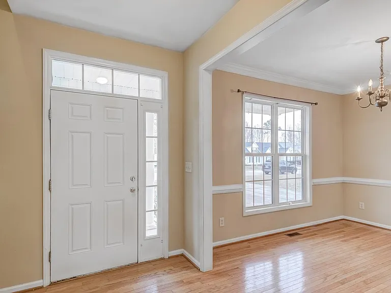 108 Allie Bell Ln — Photo 2