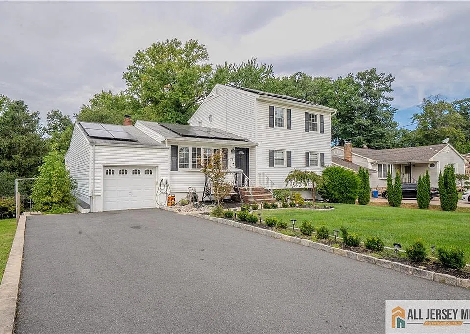 21 Pennington Ave