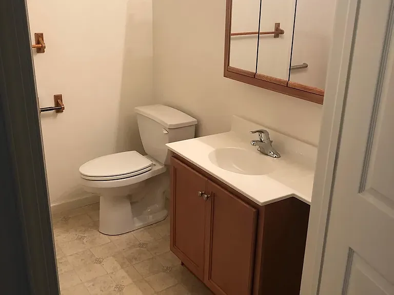 Saylor Park Apartments — Photo 11