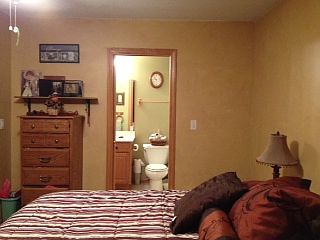 Master Bedroom/Bath