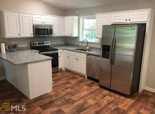 369 Duncan Cir, Commerce, GA 30529