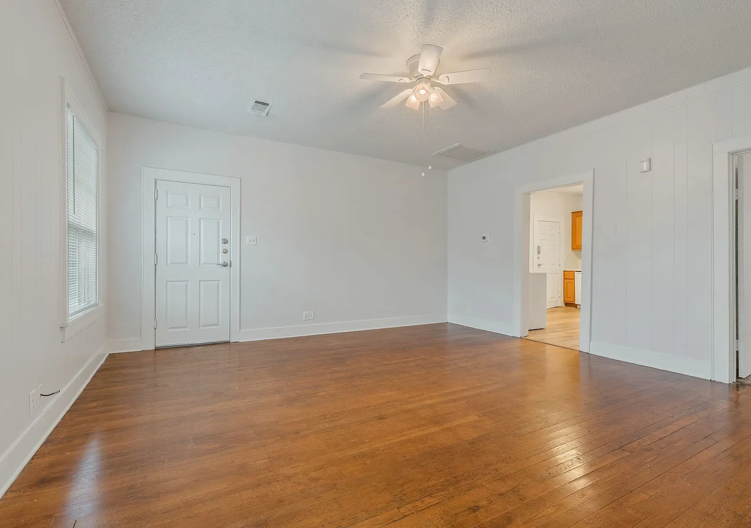 Available For April 10th Move In!! 2 Bed Apartment In Bryan! — Photo 4