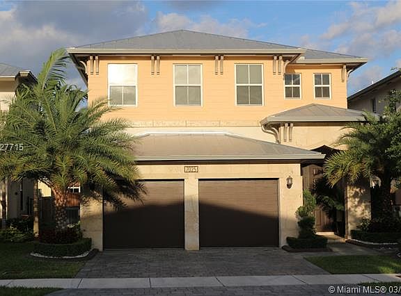 2nd image of 7025 NW 104th Ct