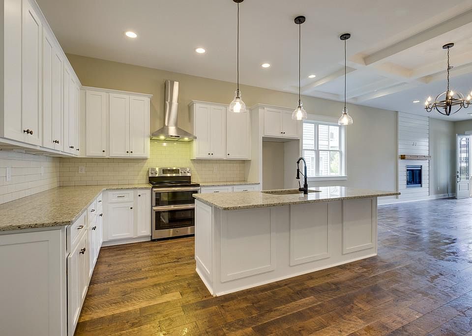 1st image of 403 McAdoo Ave
