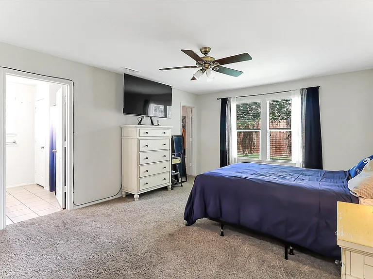1713 Megan Creek Dr — Photo 19