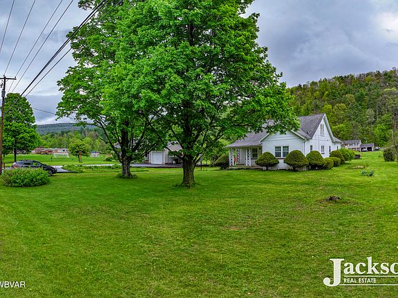 3rd image of 3620 State Highway 87