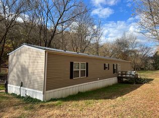 3676 Wolf Creek Rd, Silver Point, TN 38582