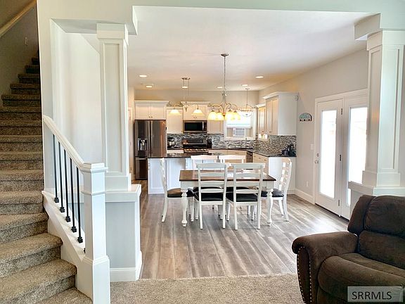 4th image of 3140 E Topaz Dr