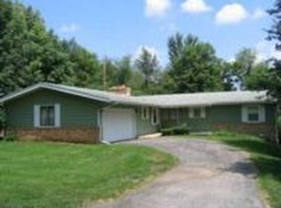 2409 Circle Dr, Ottawa, IL 61350