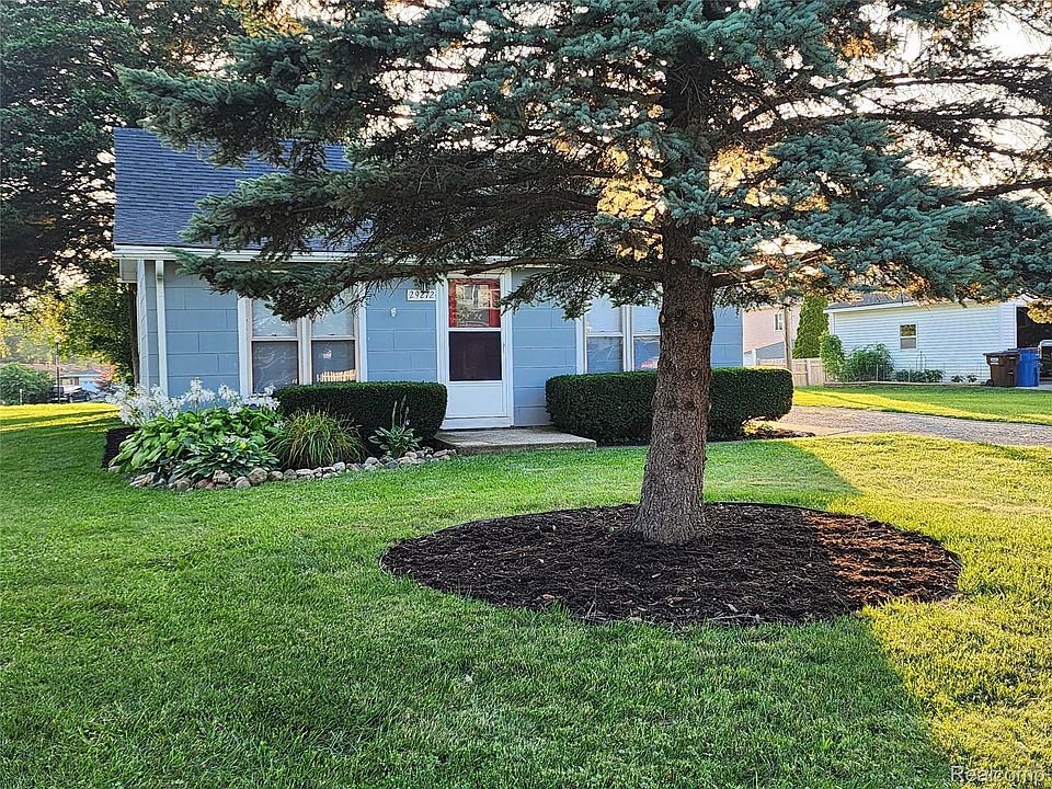 1st image of 29272 Adams Dr