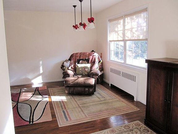 3rd image of 4 Fieldstone Dr APT 62
