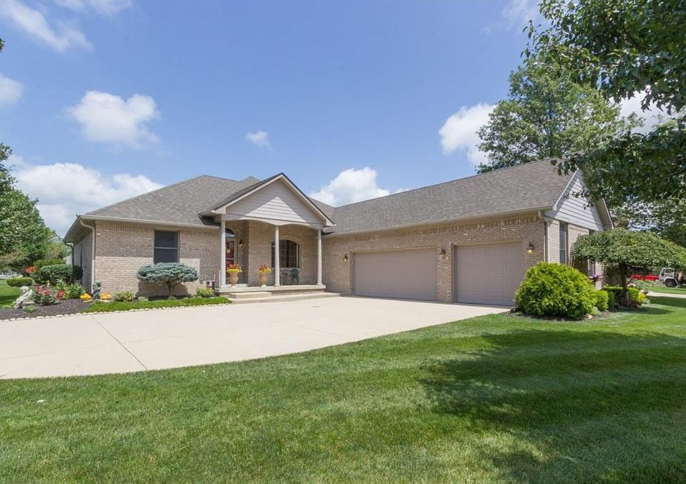 1st image of 449 Karen Dr