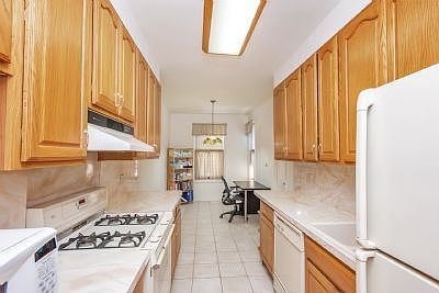 5th image of 3875 Waldo Ave APT 4E
