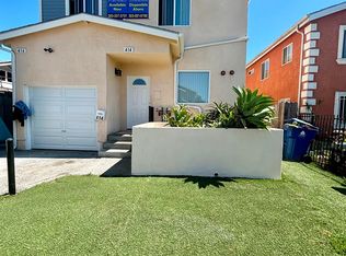 414 E 105th St, Los Angeles, CA 90003