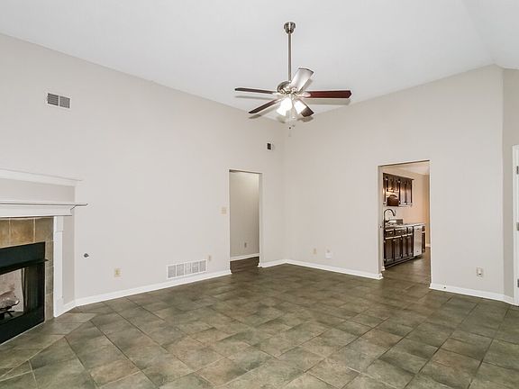 5th image of 8682 Cat Tail Dr