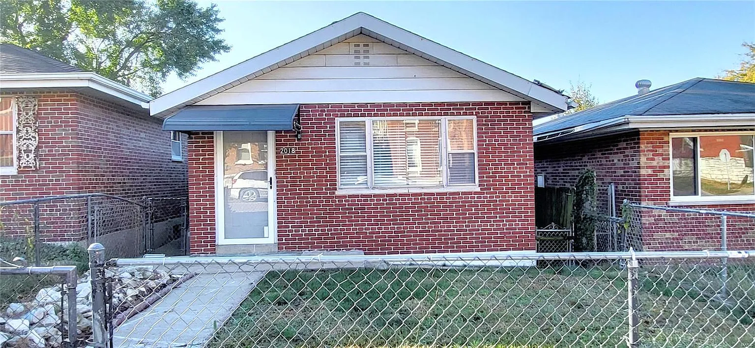 2018 Chippewa St photo 1