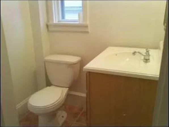 13 Granite St, West Warwick, RI 02893