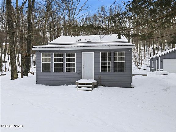 2nd image of 209 Urban Rd