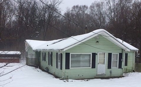 1st image of 26240 Kenmore Dr