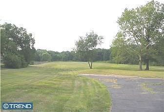 2nd image of 335 Tom Brown Rd