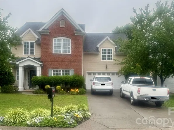 411 Shoreham Ln, Fort Mill, SC 29715