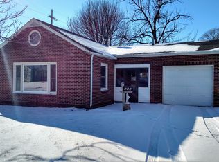 504 6th St, Nevada, IA 50201