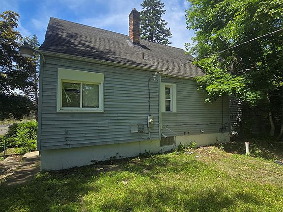 3rd image of 20200 Lindsay St