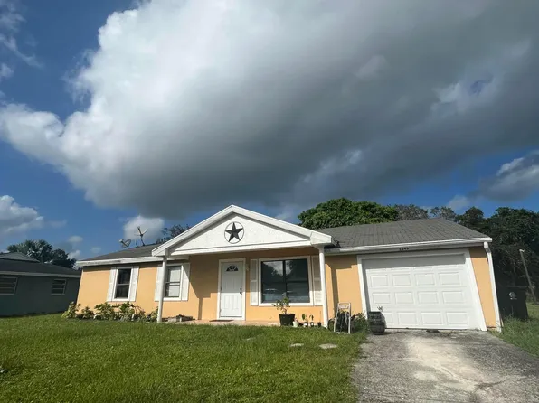 1349 SE Roanoke Street, Port St Lucie, FL 34952