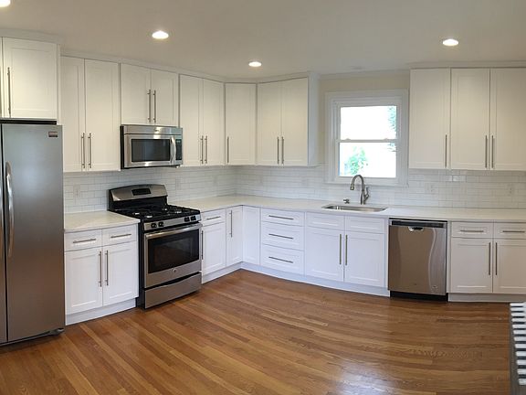 Brand new bright and sunny kitchen