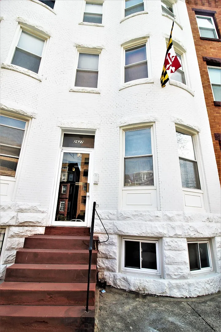2627 N Charles Street — Photo 2