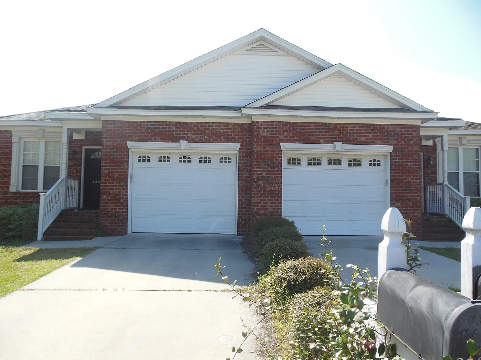 2266 Blass - 1 — Photo 1