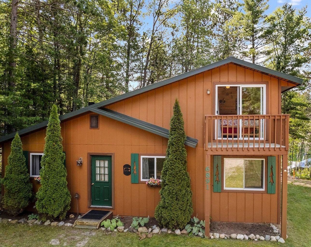 6891 Beach Rd, Johannesburg, MI 49751 Zillow