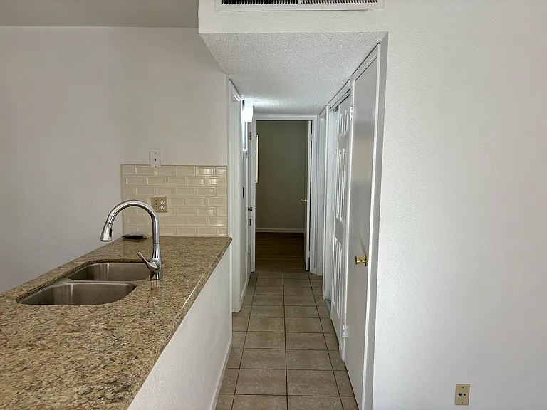 4000 Fara Biundo Dr #29 — Photo 15